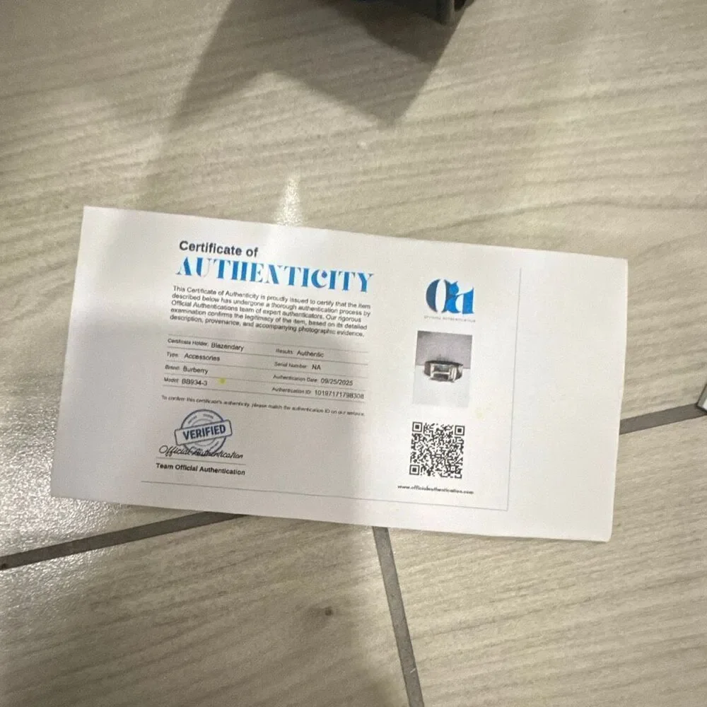 NWT men’s Burberry nova check belt size 32   80 cm comes with authentication pap - Picture 4 of 7